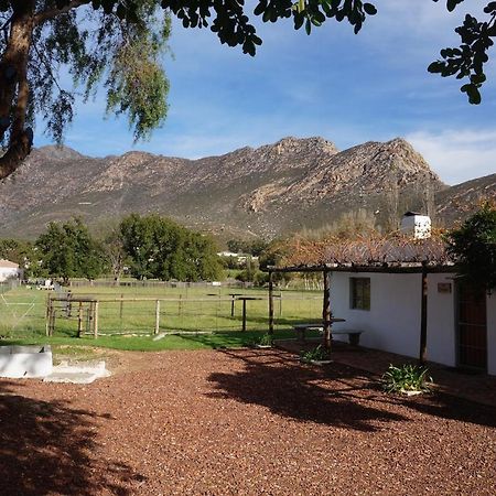 Long Acres Cottages Montagu Bilik gambar